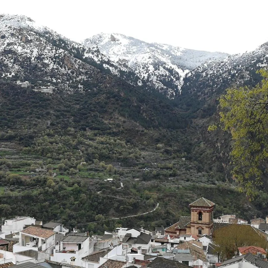 Country house Cortijo La Solana Guest House Guejar Sierra