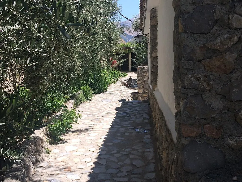 Country house Cortijo La Solana Guest House Guejar Sierra