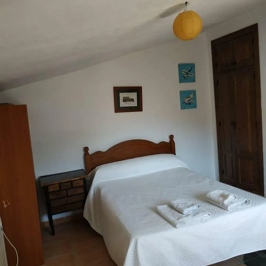 Country house Cortijo La Solana Guest House Guejar Sierra