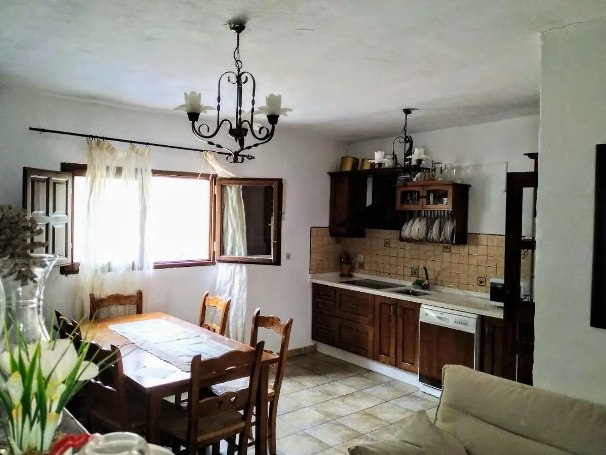 Cortijo La Solana Guest House Guejar Sierra